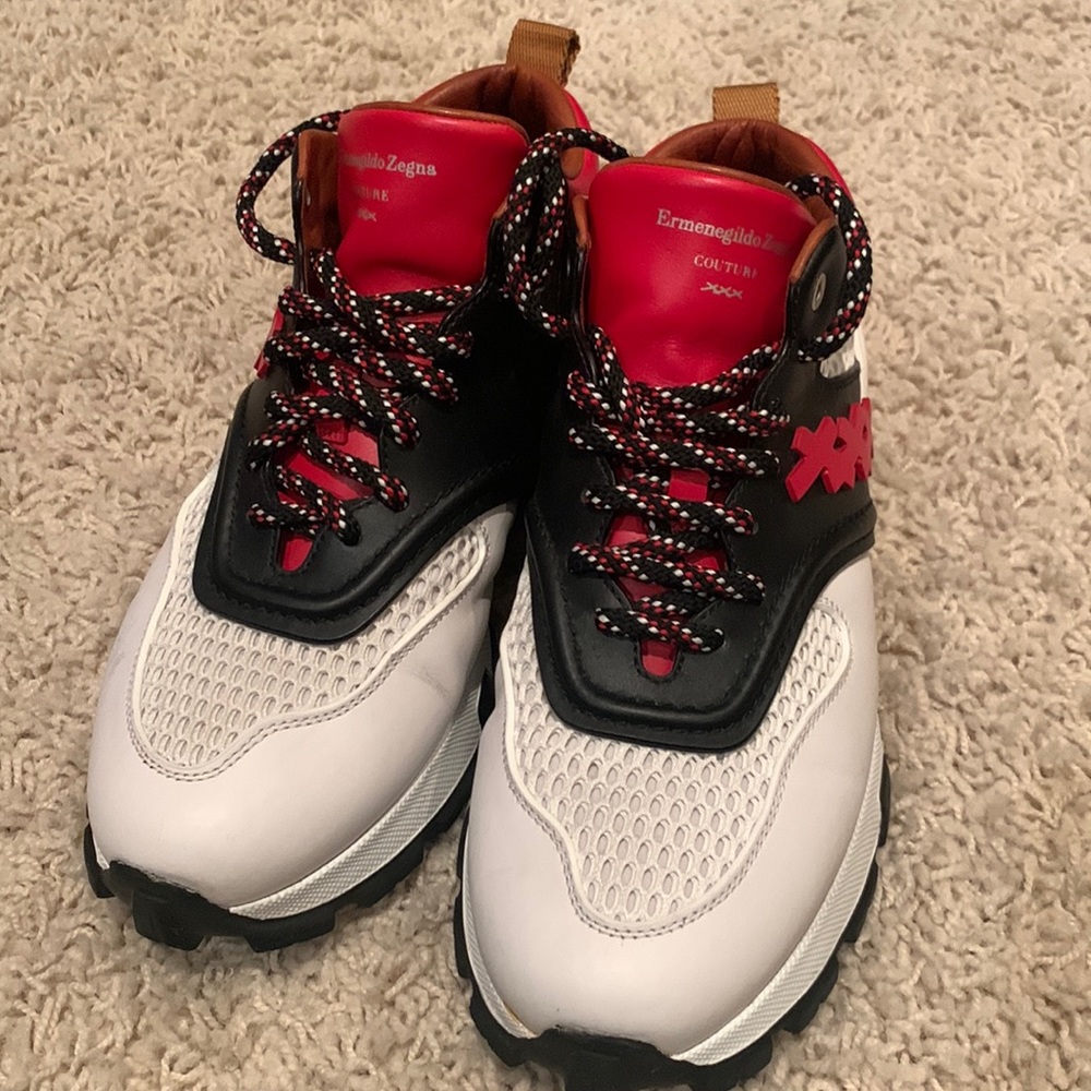 Ermenegildo Zegna Couture men’s sneakers.  Red, black & white leather size 8